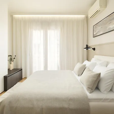 Luxury Bellux For 5, Old Town And Bacvice Sandy Split