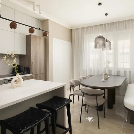 Apartment Luxury Bellux For 5, Old Town And Bacvice Sandy Split