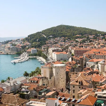 Apartment Luxury Bellux For 5, Old Town And Bacvice Sandy *