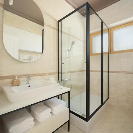 Appartement Luxury Bellux For 5, Old Town And Bacvice Sandy *